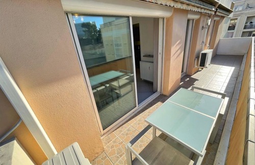 L'Arenas Apartment | Cozy Appartement AU Soleil