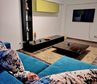 Targoviste Apartment | Charming Apartment in the Heart of the City - 9.6 Rated