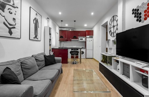 Vista Alegre Apartment | Comfortable Apartment Near Madrid's Heart for Digital Nomads