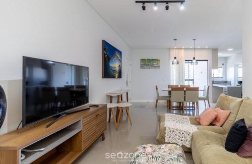 Porto Belo Apartment | Cozy Apartment Near the Beach in Porto Belo, Family-Friendly