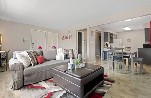 Aurora Apartment | Inviting Aurora Apartment: Sleeps 8, Pet Friendly & More