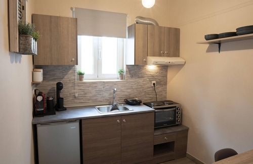Metaxourgio Apartment | Convenient Apartment Near Metro and Acropolis Attractions