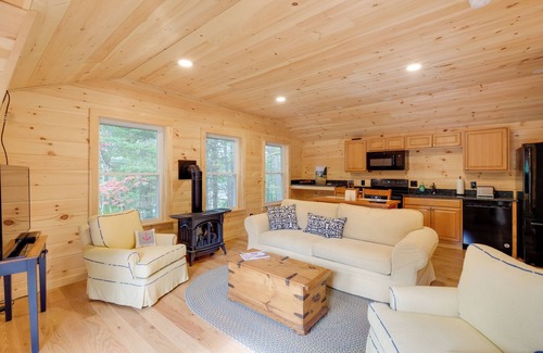 Northeast Harbor Apartment | Inviting Apartment with Deck, Near Acadia National Park