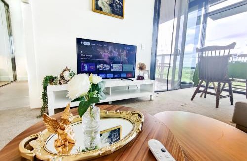 Sydney Olympic Park Apartment | Charming Park View Apartment Near Top Stadiums