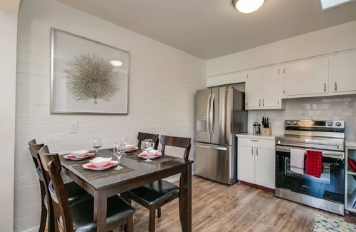 Arcadia Lite Apartment | Charming Arcadia Hideaway: Pet-Friendly with Spa & Breakfast