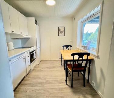 Tromsdalen Apartment | Cozy Arctic Aurora I Near The Arctic Cathedral