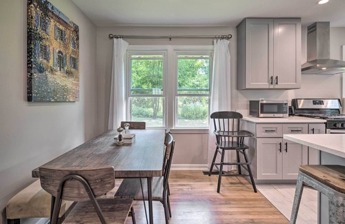Skyland Cottage | Pet-Friendly Arden Cottage Near Lake Julian Park