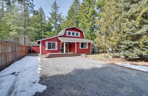 Paradise Estates Cottage | Charming Ashford Home Near Rainier National Park