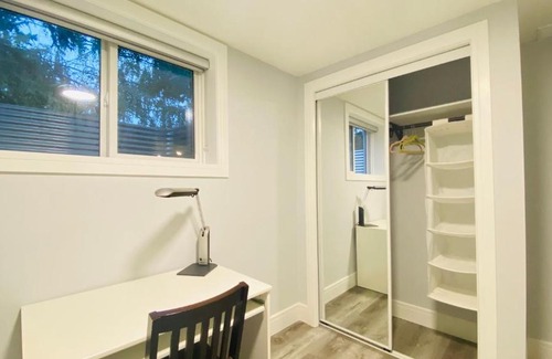 Canyon Meadows Apartment | Charming 2BR Basement Retreat with Kitchen for Families