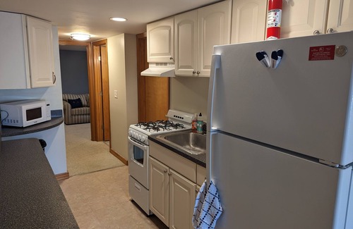 West Tisbury Apartment | Pet-Friendly Basement Apartment Near the Beach - 10/10 Rated