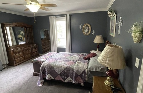 Leesburg Apartment | Inviting Basement Retreat for Fishing Enthusiasts