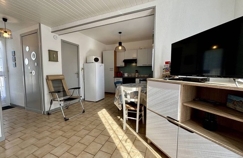 Domino House | Cozy Villa Saint-Georges-d'Oléron with Oceanfront Views