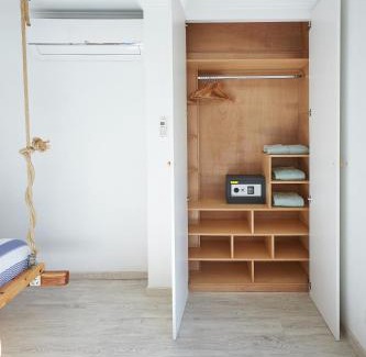 Cascais Apartment | Seaside Retreat at Cozy Beach House São Pedro Estoril