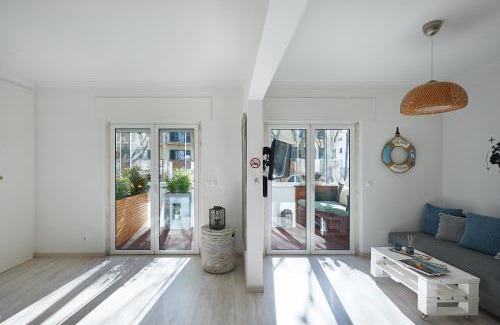 Cascais Apartment | Seaside Retreat at Cozy Beach House São Pedro Estoril