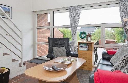 Blavand Strand House | Cozy Holiday Home for 4 in Blåvand - Family Friendly Getaway