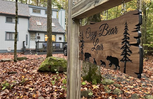 Thornhurst House | Inviting Bear Lair: Pet-Friendly Stay with Pool & Ocean Views