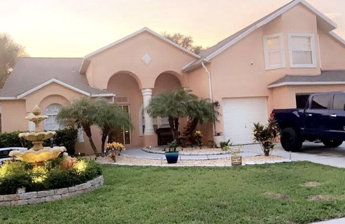 Riverview House | Inviting First Floor Bedroom with Spa and Breakfast Access