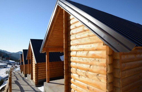 Montenegro House | Cozy Berane Stay - Comfort Cottage with balcony 2