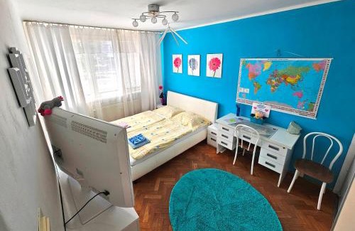 Presov House | Guest Rated 10/10 Cozy Blue Room in Prešov