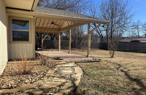 Boerne House | Charming Boerne Home Near Old No 9 Trails and Main Plaza