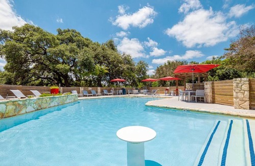 Milwood Apartment | Charming BoHo 2bd Apartment with Pool in Cedar Park
