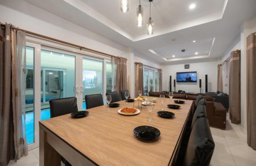 Bang Lamung Villa | Cozy Breeze