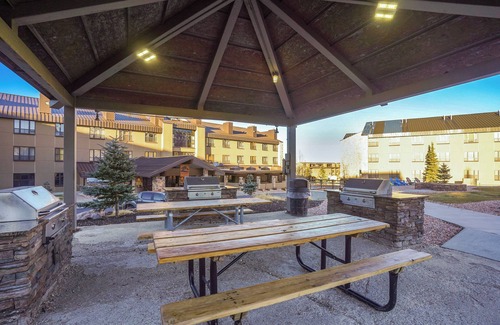 Brian Head Apartment | Comfortable Brian Head Condo: Steps from Navajo Express Lift