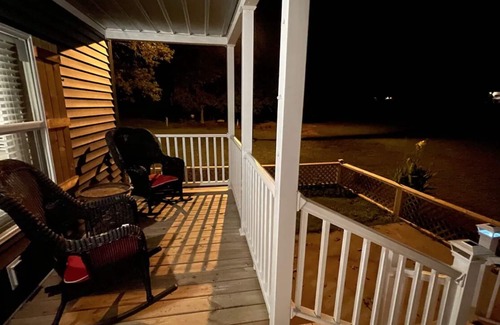 McCalla House | Inviting Bungalow Near Hoover & Tuscaloosa with Breakfast
