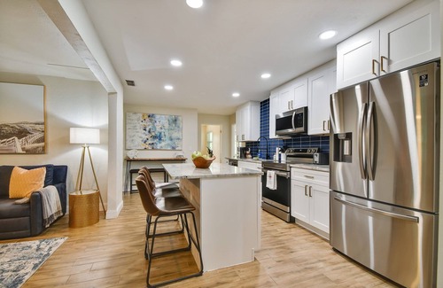Gulfport House | Charming Bungalow with Private Pool Near Gulf Coast Beaches