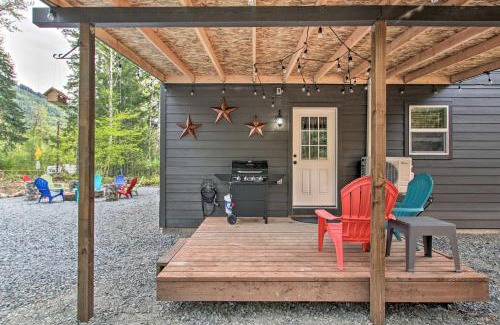 Paradise Estates House | Inviting Cabin Just 5 Miles from Mt Rainier National Park