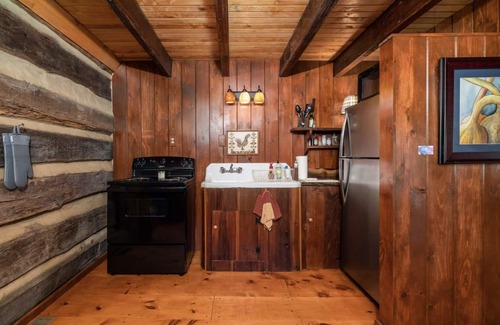Limestone Cabin | Pet-Friendly Cozy Cabin at Historic Gillespie Stone House