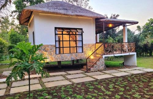 Indang Villa | Perfect Getaway at Cozy Cabin Casita Anahaw - Pet Friendly