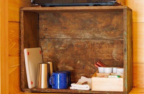 Sandy Point Cabin | Charming Cabin Near Acadia NP with Sauna & Pet-Friendly!