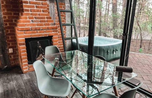 Huasca De Ocampo House | Inviting Cabin with Jacuzzi at Huasca Retreats