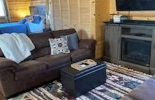 Kay County Cabin | Cozy cabin in enjoyable Kaw City with WiFi, AC