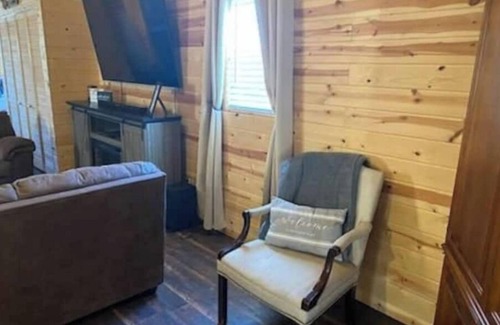 Kay County Cabin | Cozy cabin in enjoyable Kaw City with WiFi, AC