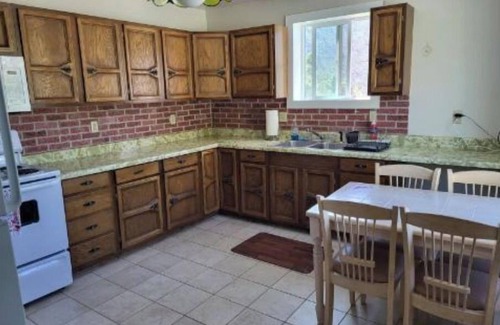 Utah County House | Explore Nature at a Cozy Cabin in Hobble Creek Canyon