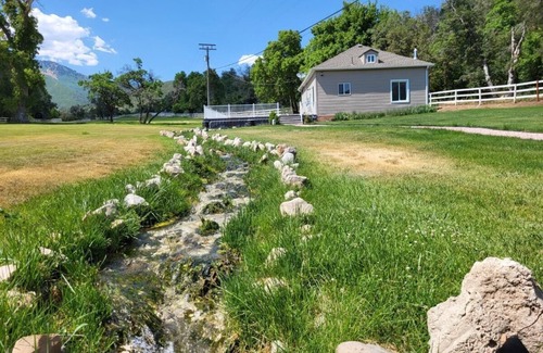 Utah County House | Explore Nature at a Cozy Cabin in Hobble Creek Canyon