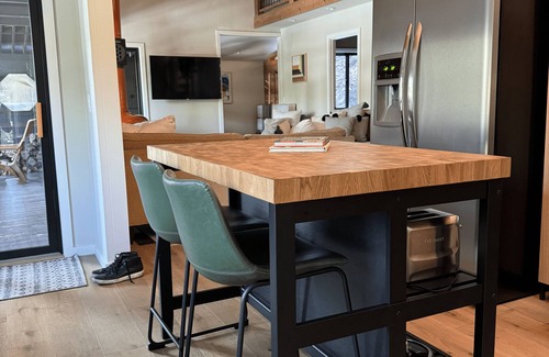 Olympic Valley Cabin | Inviting Cabin in Olympic Valley Near Palisades Resort