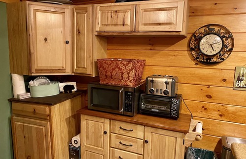 Old Forge Cabin | Charming Cabin Retreat in the Heart of Adirondacks