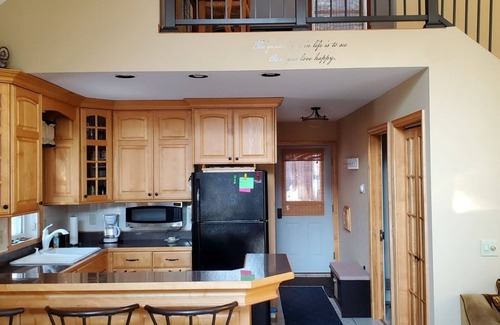 Grantsburg Cabin | Inviting Cabin Retreat by Big Trade Lake with Pool Access