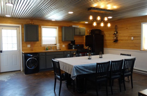 Millerton House | Idyllic Cabin Retreat with Pool Table & Pet-Friendly Amenities