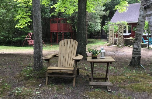 Saugeen Shores Cabin | Beachside Cabin with Ocean View - Guest Rated 9.4/10