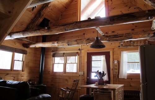 Tunbridge Cabin | Charming Cabin Retreat on 10 Wooded Acres in Vermont