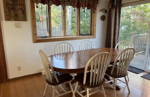 Three Lakes House | Inviting Cabin on Rangeline Lake - Pet and Child Friendly