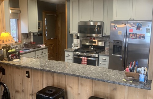 Hayward Cabin | Charming Cabin Retreat on Round Lake, Hayward WI - 10/10 Rated