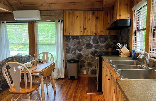 Jersey Shore Cabin | Inviting Cabin on the Creek for Family Getaways