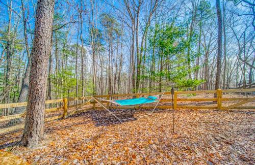 Big Canoe House | Charming Cabin Retreat with Hot Tub & Pet-Friendly Options