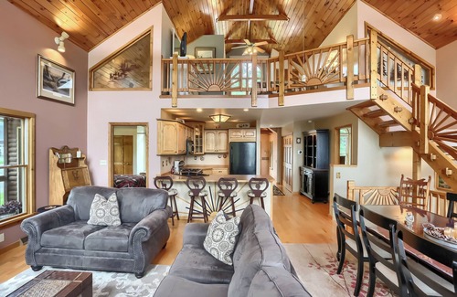 Branchton Cabin | Serene Lakefront Cabin Retreat with Spa and Hot Tub