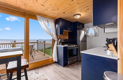 Brainerd Cabin | Charming Lakefront Cabin with Ocean Views & Family Amenities